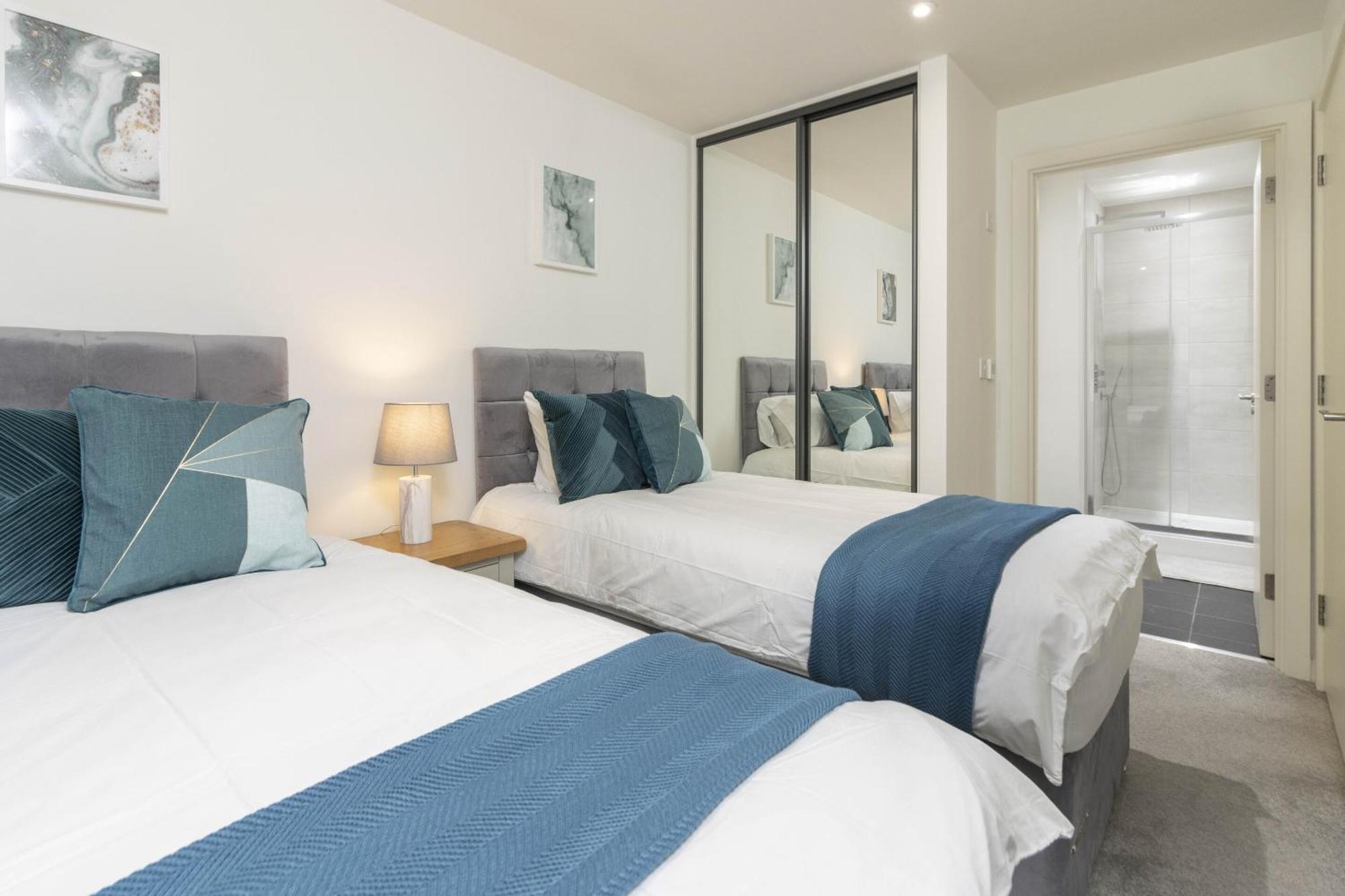 Linacre 1&2 - One And Two Bed Flat Behind The Cathedral With Free Parking And Fast Wifi Apartamento Exeter Exterior foto
